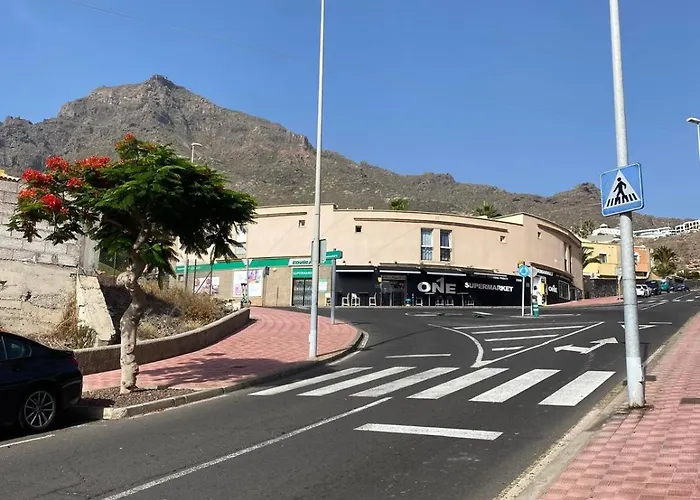 Dream View - 2 Bedroom With Terrace Апартаменти