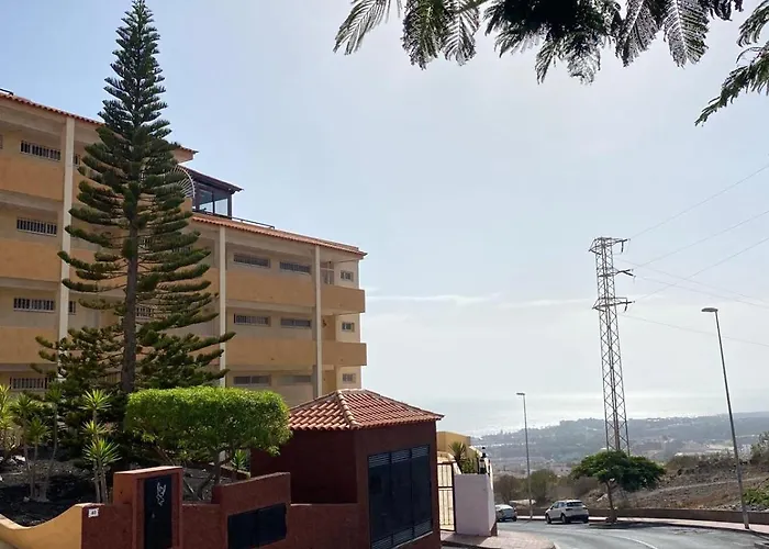 Dream View - 2 Bedroom With Terrace Апартаменти *