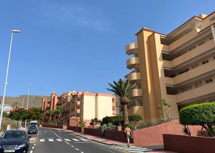 Dream View - 2 Bedroom With Terrace Апартаменти Адехе